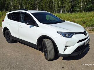 2018 Toyota RAV4 IV (XA40) Рестайлинг, белый, 3050000 рублей, вид 1