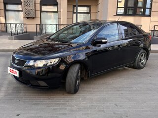 2009 Kia Cerato 5-speed II, чёрный, 630000 рублей, вид 2