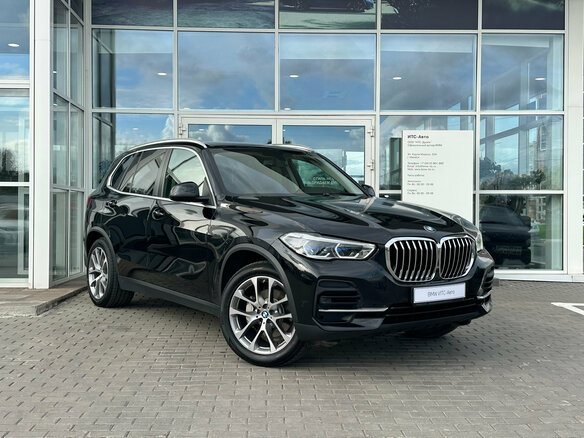 2021 BMW X5 25d IV (G05/G18), чёрный, 5290000 рублей - вид 6