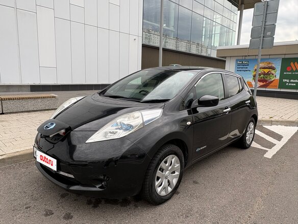 2016 Nissan Leaf 30kWh I (ZE0/AZE0), чёрный - вид 1