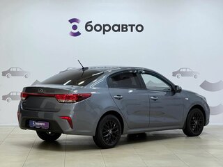 2019 Kia Rio IV, серый, 1450000 рублей, вид 4