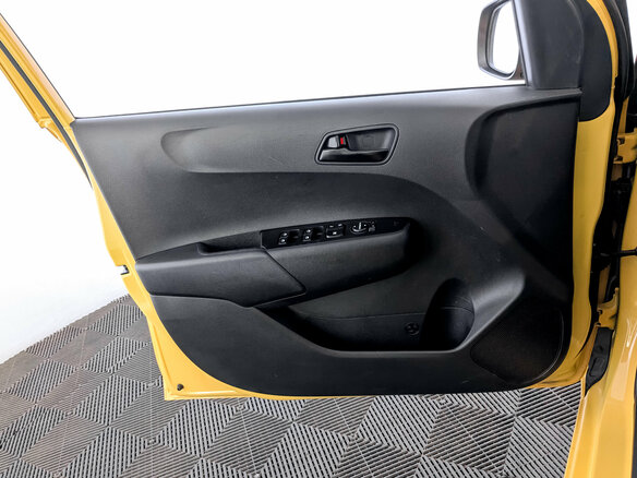 2022 Kia Picanto III Рестайлинг, жёлтый, 1685000 рублей - вид 18