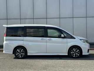 2021 Honda Stepwgn Spada V Рестайлинг, белый, 2448000 рублей, вид 5