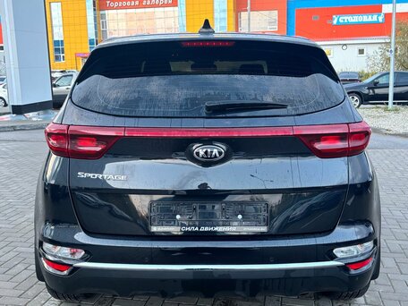 2019 Kia Sportage IV Рестайлинг, чёрный, 1950000 рублей, вид 5