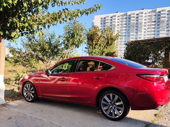 2018 Mazda 6 III (GJ) Рестайлинг 2, красный, 2000000 рублей - вид 13