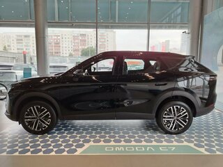2026 Omoda C7, чёрный, 3499000 рублей, вид 4