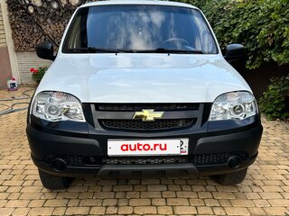2016 Chevrolet Niva I Рестайлинг, белый, 530000 рублей, вид 1