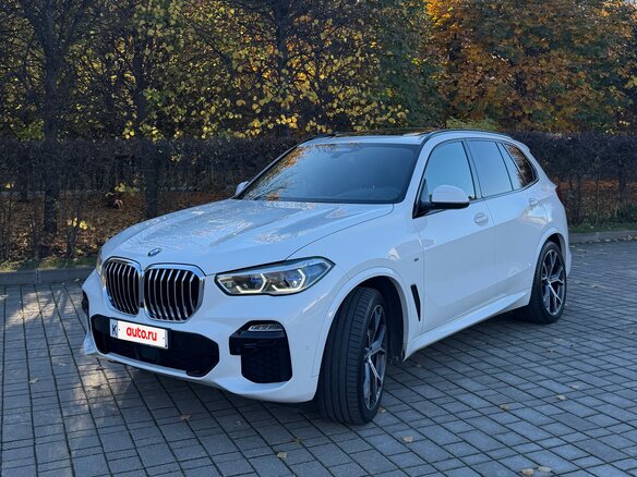 2019 BMW X5 30d IV (G05/G18), белый, 5680000 рублей