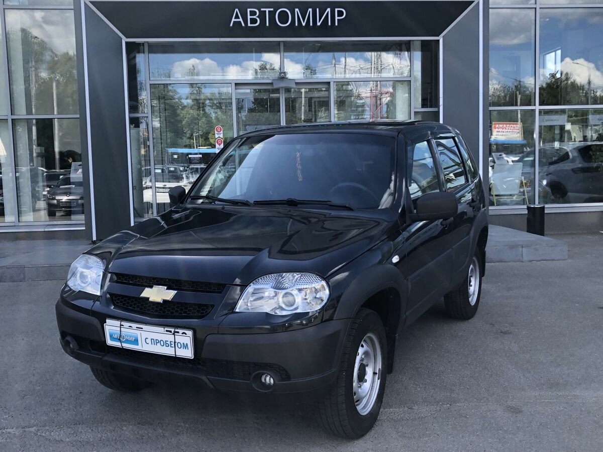 Открыть фотографии: Chevrolet Niva I Рестайлинг
