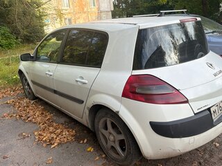 2007 Renault Megane II Рестайлинг, белый, 250000 рублей, вид 4