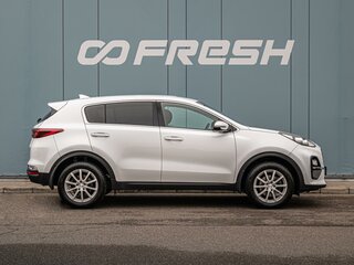 2019 Kia Sportage IV Рестайлинг, белый, 2145000 рублей, вид 5