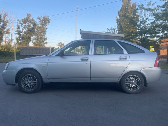 2010 Lada (ВАЗ) Priora I, серебристый, 350000 рублей - вид 11