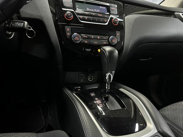 2017 Nissan Qashqai II, красный, 1570000 рублей - вид 18