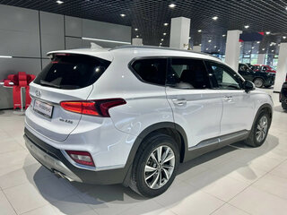 2018 Hyundai Santa Fe IV, белый, 2238000 рублей, вид 4