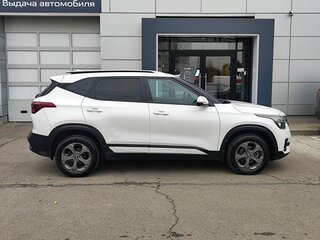 2020 Kia Seltos I, белый, 1769000 рублей, вид 4
