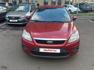 2008 Ford Focus II Рестайлинг, красный, 380000 рублей, вид 2