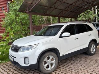 2017 Kia Sorento II Рестайлинг, белый, 1530000 рублей, вид 2