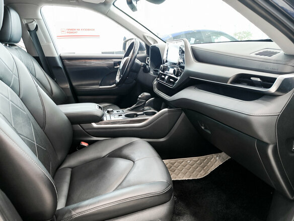 2021 Toyota Highlander IV (XU70), синий, 4750000 рублей - вид 10
