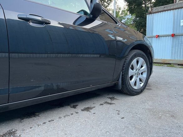 2014 Opel Astra J Рестайлинг, чёрный, 860000 рублей - вид 3