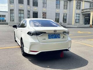 2023 Toyota Corolla XII (E210), белый, 1750000 рублей, вид 4