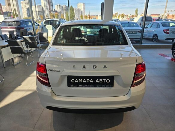 2026 Lada (ВАЗ) Granta I Рестайлинг, белый - вид 5