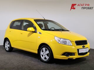 2009 Chevrolet Aveo I Рестайлинг, жёлтый, 365000 рублей, вид 3
