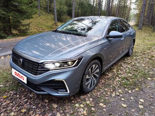 2021 Volkswagen Passat GTE B8 Рестайлинг, синий, 3499000 рублей, вид 1
