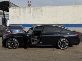 2019 BMW 7 серии 730i VI (G11/G12) Рестайлинг, синий, 4800000 рублей, вид 2