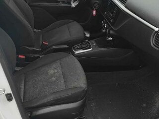 2022 Kia Rio IV Рестайлинг, белый, 1219800 рублей, вид 5