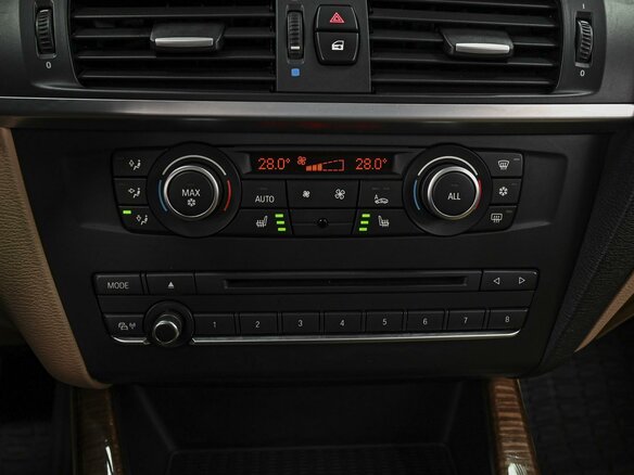 2012 BMW X3 28i xDrive II (F25), красный - вид 13