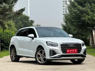 2022 Audi Q2 L 35 TFSI I Рестайлинг, белый, 1600000 рублей, вид 3