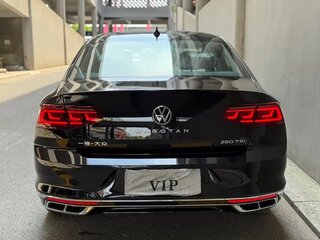 2023 Volkswagen Magotan B8 Рестайлинг, чёрный, 1810000 рублей, вид 4