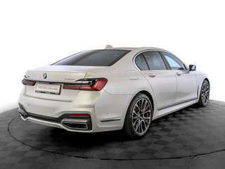 2021 BMW 7 серии 730d xDrive VI (G11/G12) Рестайлинг, белый, 6900000 рублей, вид 5