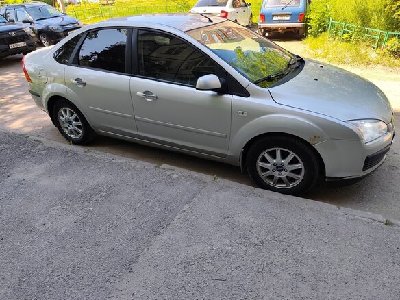 2007 Ford Focus II, серебристый, 320000 рублей - вид 2