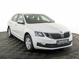 2020 Skoda Octavia III (A7) Рестайлинг, белый, 1915000 рублей, вид 3