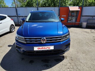 2018 Volkswagen Tiguan II, синий, 3050000 рублей, вид 1