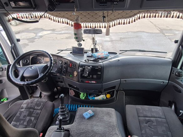 2008 Mercedes-Benz Atego, белый, 5700000 рублей - вид 5