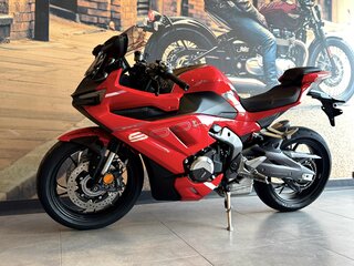 2026 Voge RR500S, красный, 687000 рублей, вид 5