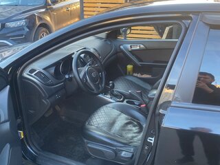 2011 Kia Cerato 6-speed II, чёрный, 570000 рублей, вид 5