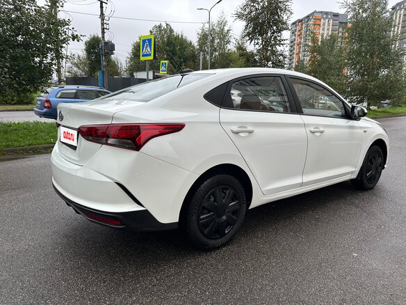 2020 Hyundai Solaris II Рестайлинг, белый - вид 9