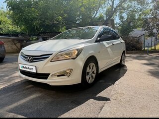 2015 Hyundai Solaris I Рестайлинг, белый, 750000 рублей, вид 2