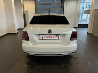 2020 Volkswagen Polo V Рестайлинг, белый, 789000 рублей, вид 4