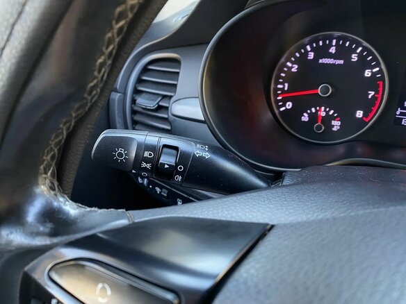 2017 Kia Rio IV, серый, 779000 рублей - вид 25