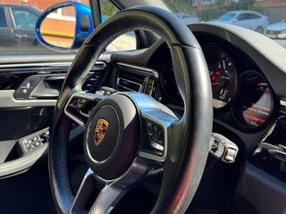2020 Porsche Macan I Рестайлинг, синий, 5297000 рублей, вид 1