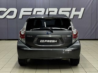 2012 Toyota Aqua I, серый, 819000 рублей, вид 4