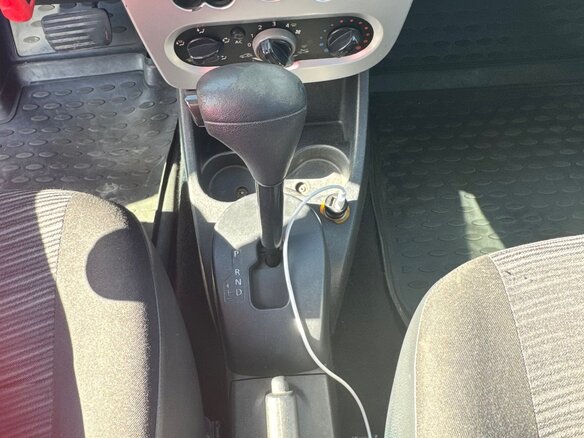 2010 Renault Logan I Рестайлинг, серый, 366000 рублей - вид 15