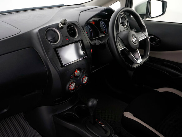 2017 Nissan Note II Рестайлинг, серый - вид 24