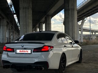 2021 BMW 5 серии 520i VII (G30/G31/G38) Рестайлинг, белый, 4450000 рублей, вид 2