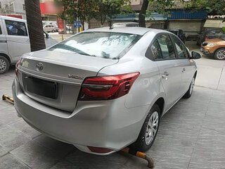 2022 Toyota Vios III Рестайлинг, серебристый, 992999 рублей, вид 3
