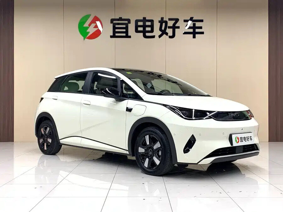 Открыть фотографии: BYD Dolphin I Рестайлинг